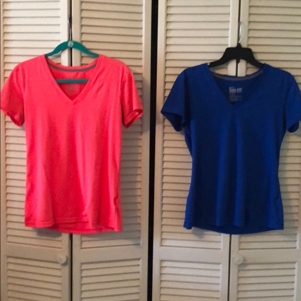 2 Nike Dry Fit V-Neck Top’s